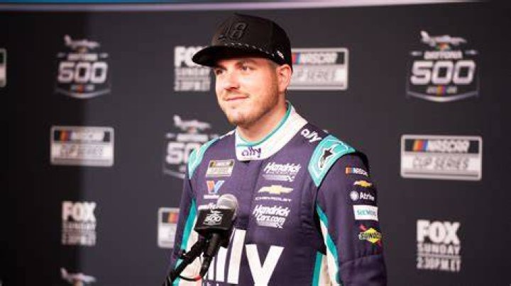Alex Bowman, Allegra Paris's Boyfriend
