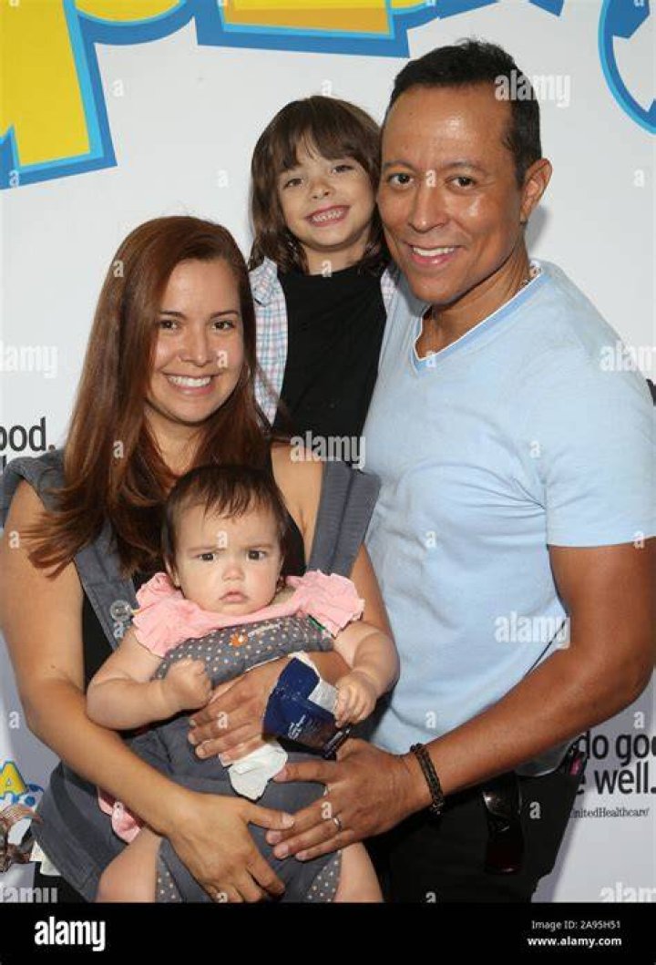 Anna Carolina Alvim, Yancey Arias's Wife