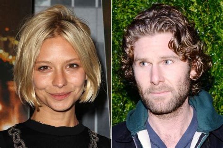 Annabelle Dexter-Jones, Dan Colen's Girlfriend