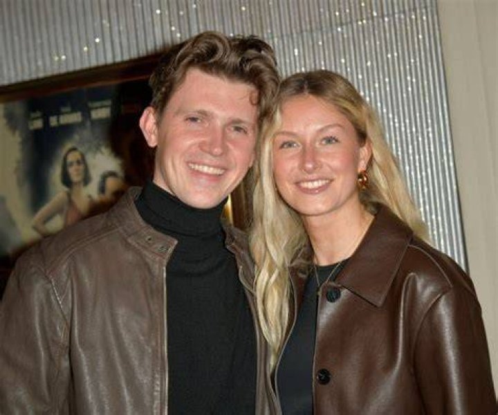 bela klentze’s Girlfriend: Who is bela klentze Dating?