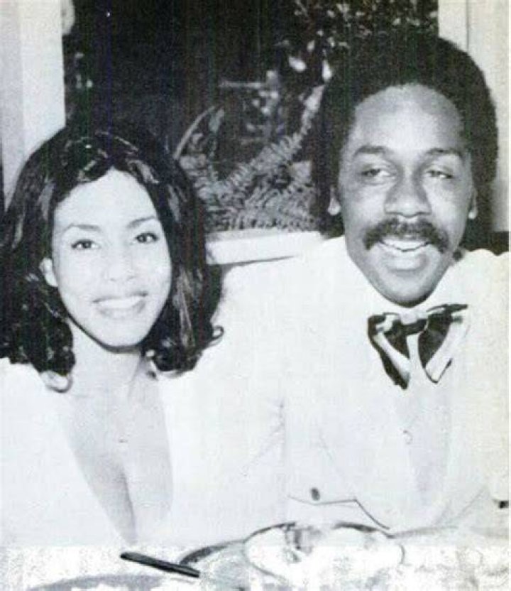Cicely Johnston, Demond Wilson's Wife