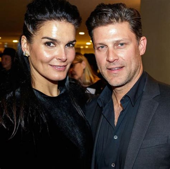 Greg Vaughan, Angie Harmon's Boyfriend