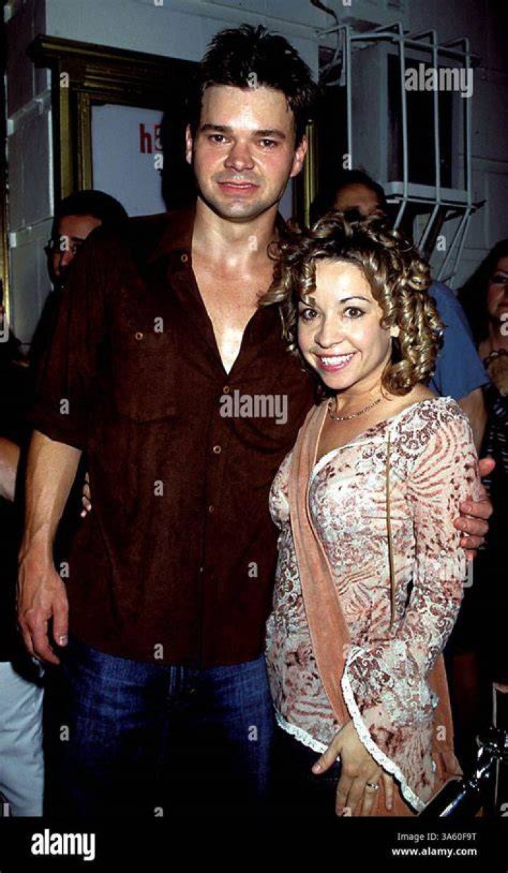 Hunter Foster, Jennifer Cody's Husband