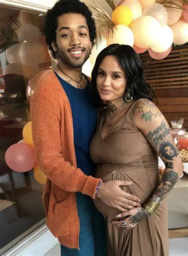 Javie Young-White’s Girlfriend: Who is Javie Young-White Dating?