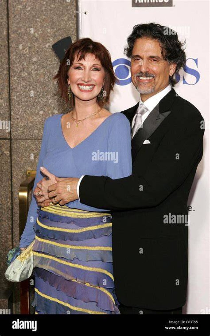Joanna Gleason, Chris Sarandon's Wife
