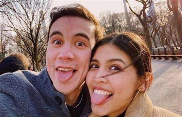 Maine Mendoza, Alden Richards's Girlfriend