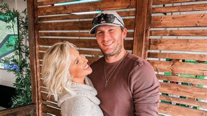 SavWay’s Boyfriend: Who is SavWay Dating?