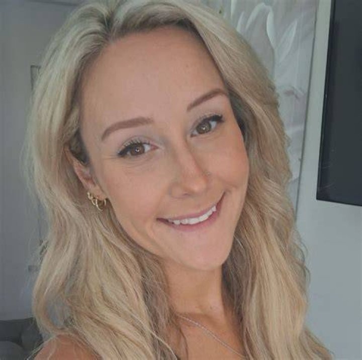 Shannon Marie, Mark Siegel's Girlfriend