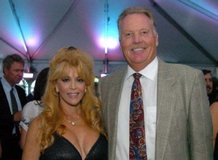 Tom Niedenfuer, Judy Landers's Husband