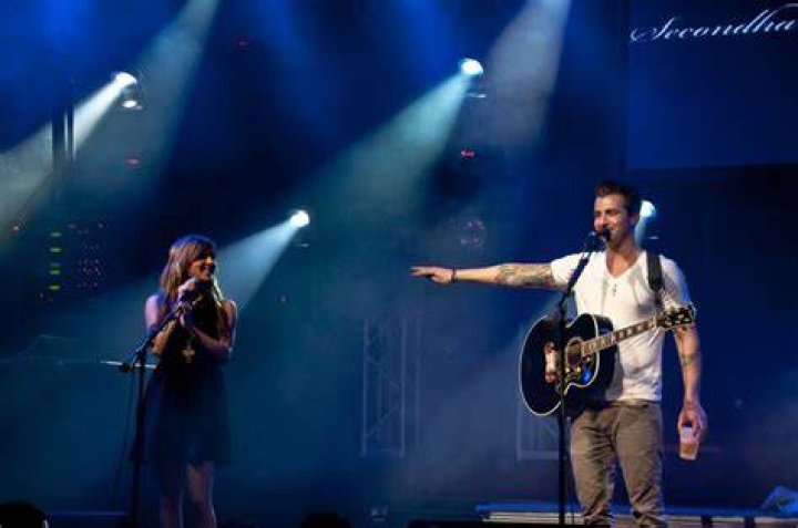 Veronica Ballestrini, John Vesely's Wife