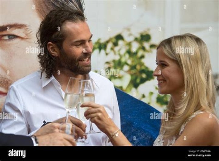 Veronika Koprivova, Jaromir Jagr's Wife