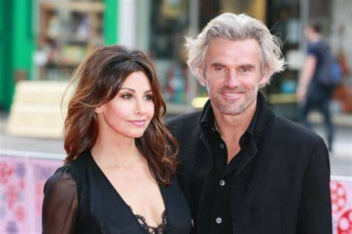 Who is Gina Gershon Dating – Gina Gershon's Boyfriend & Exes