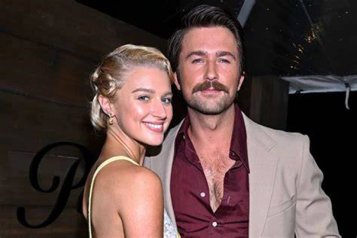Who is Julia Schlaepfer Dating – Julia Schlaepfer's Boyfriend & Exes