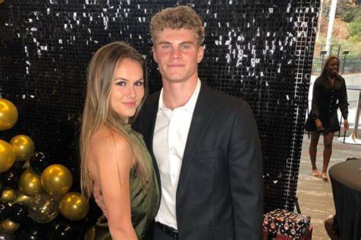 Who is Matthew Boling Dating – Matthew Boling's Girlfriend & Exes