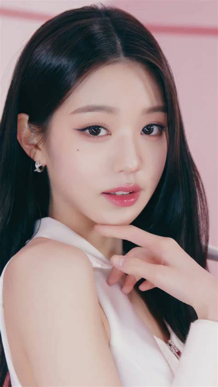 Won Kunhang’s Girlfriend: Who is Won Kunhang Dating?