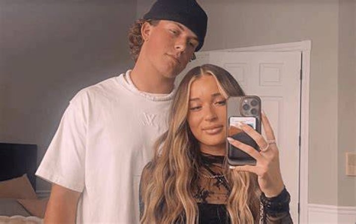 Zevicttt’s Girlfriend: Who is Zevicttt Dating?